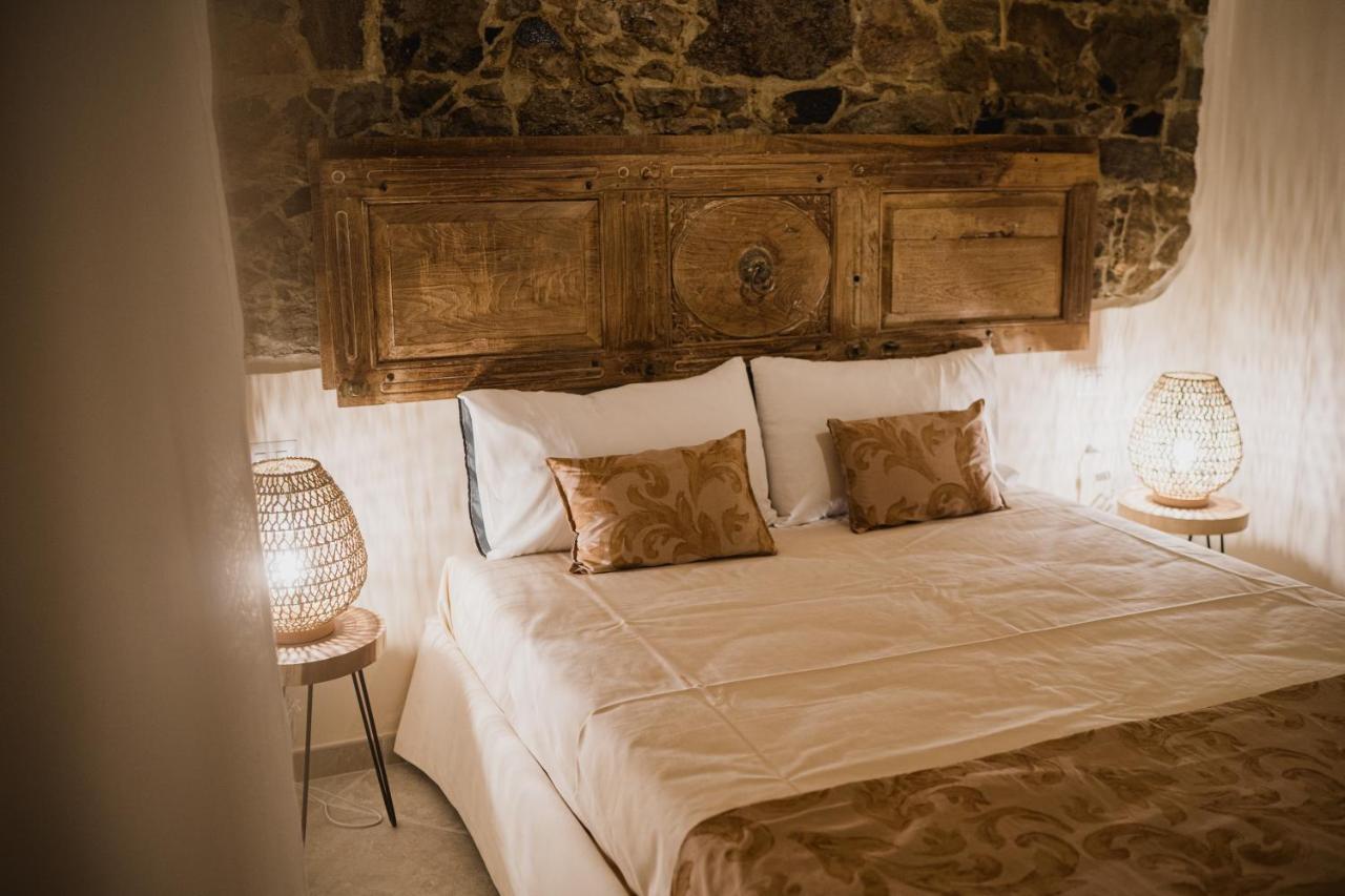 Moon'S Tower Suite&Rooms Portoscuso Extérieur photo