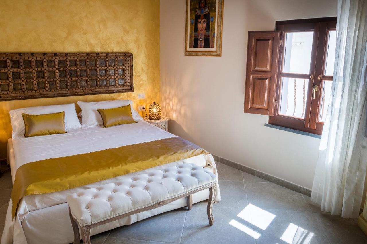 Moon'S Tower Suite&Rooms Portoscuso Extérieur photo