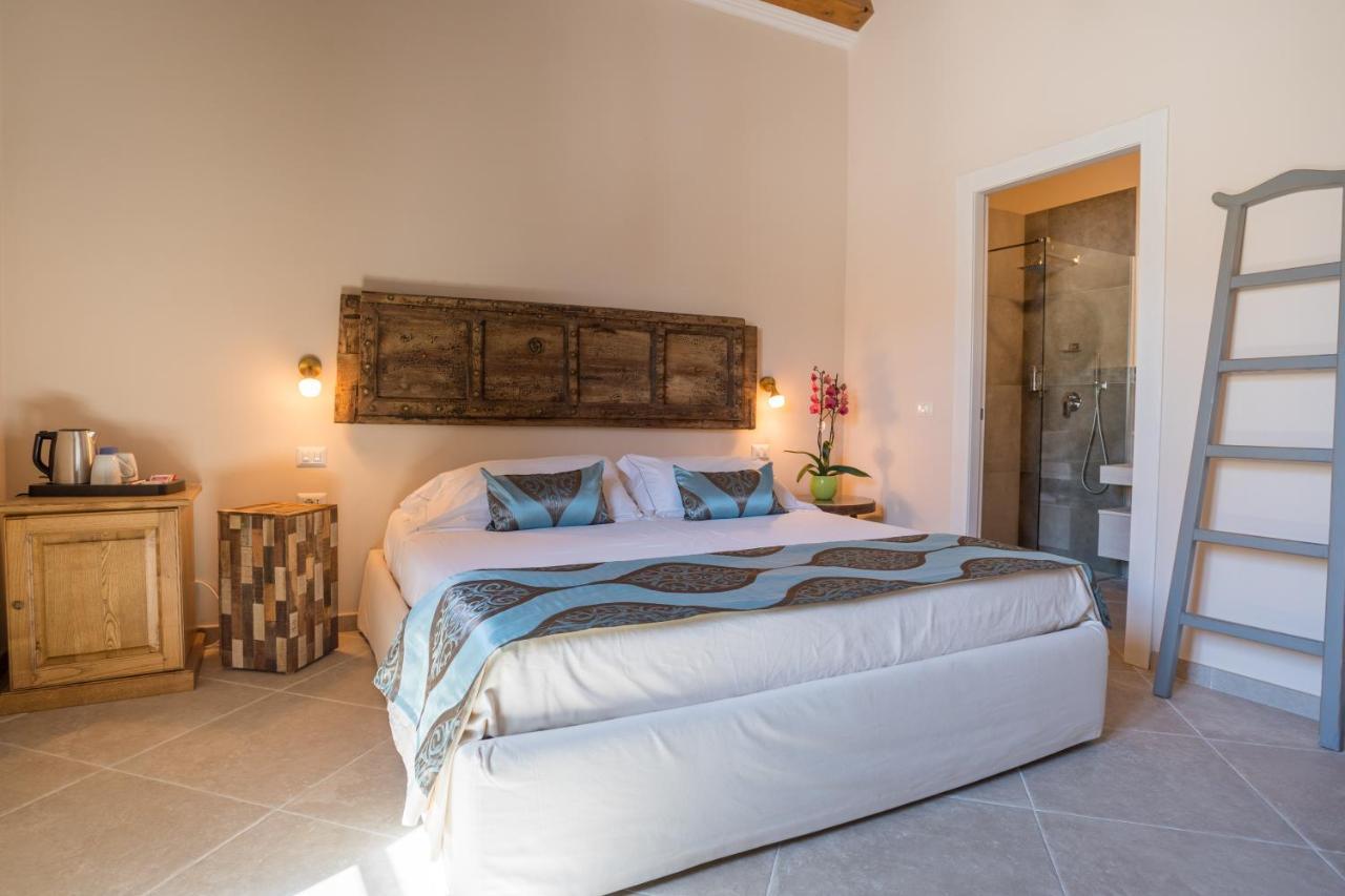 Moon'S Tower Suite&Rooms Portoscuso Extérieur photo